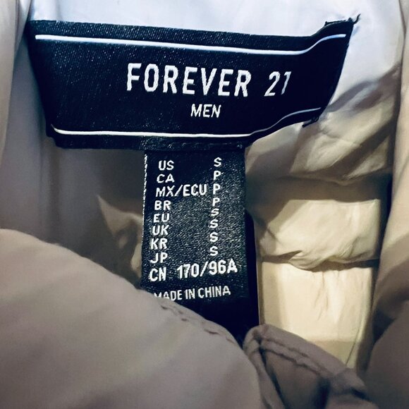 Forever 21 Mens‎ Puffer Jacket White Padded Quilted Lightweight Nylon Full-Zip S - Picture 2 of 9